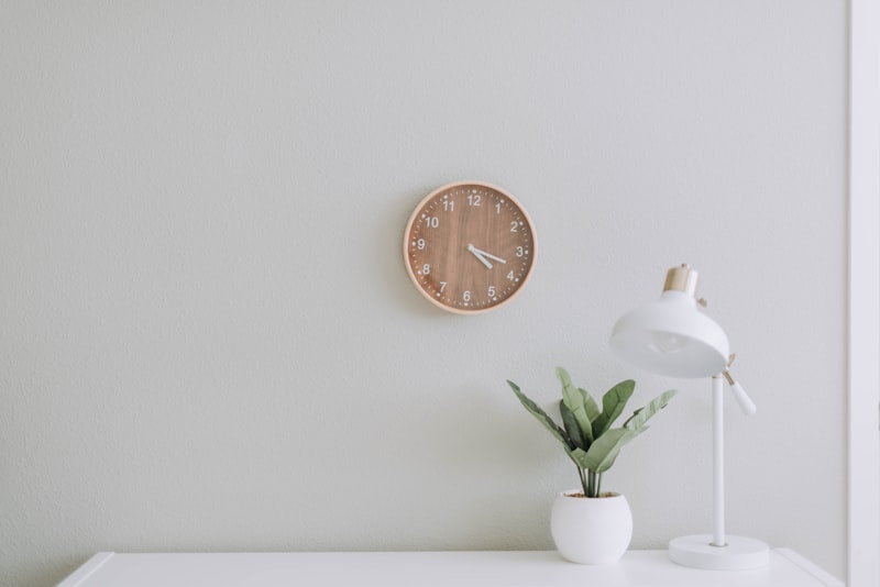 Minimalist Ahşap Mumzade